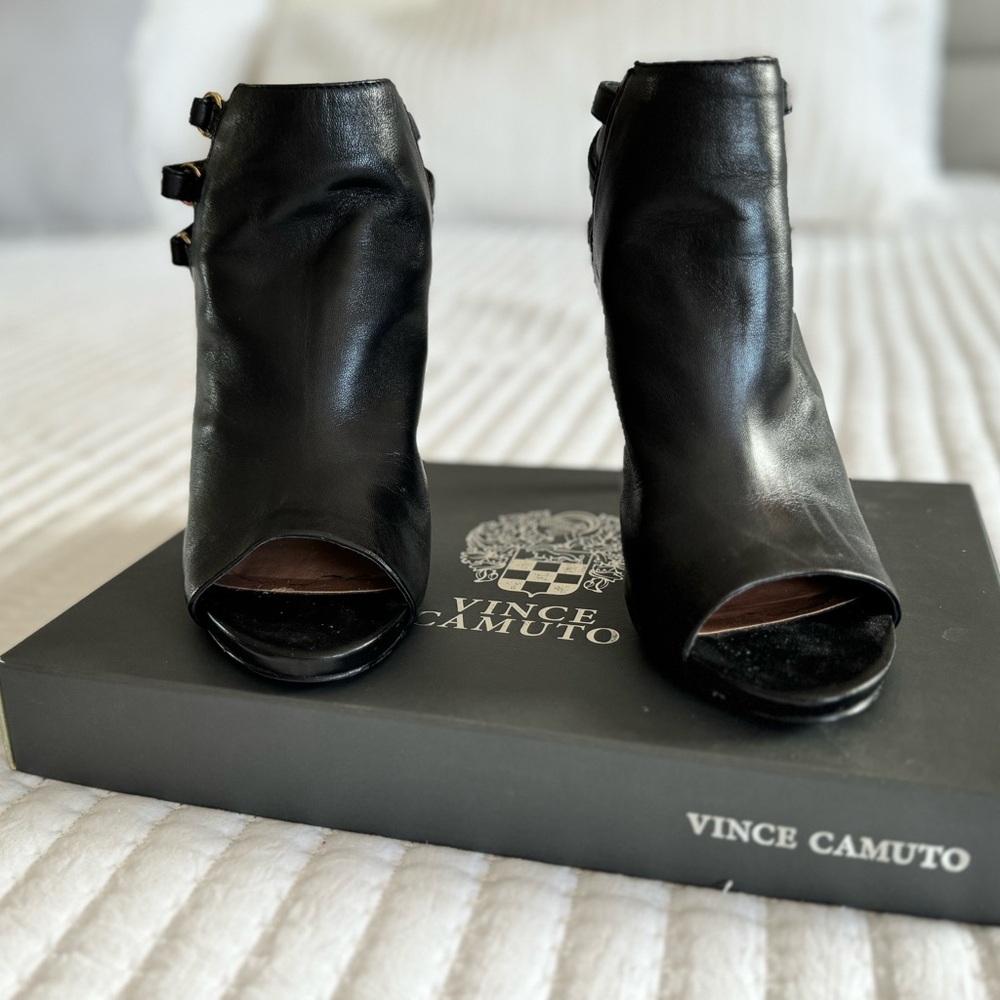 Vince Camutto black leather slingback high heels - Picture 7 of 8